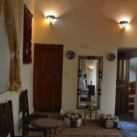 Riad Oumkaltoum Fes Luaran gambar