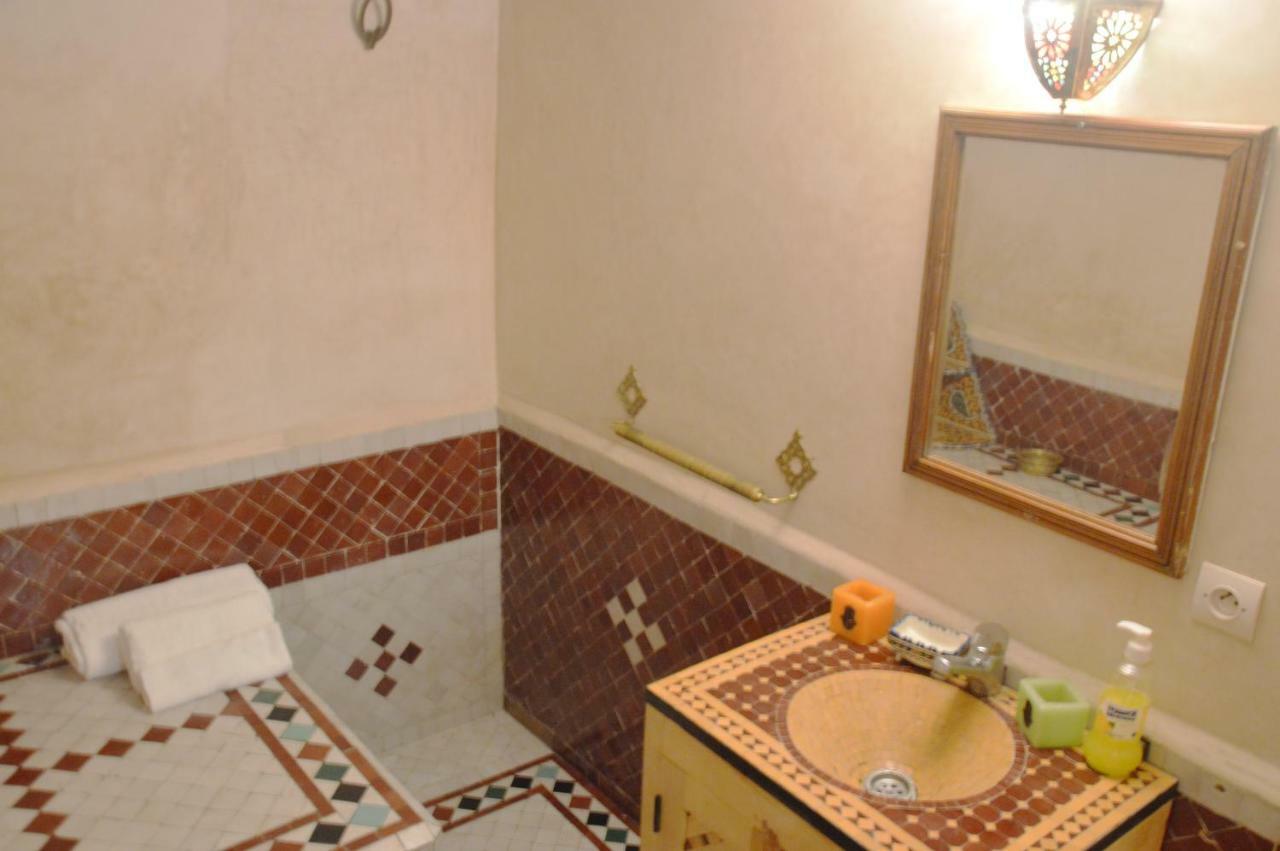 Riad Oumkaltoum Fes Luaran gambar